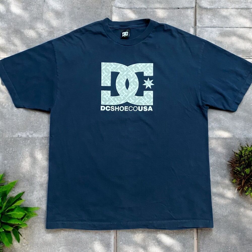 DC Skate Shoes Vintage Y2K Big Logo Black Gray T-Shirt Men's Size Extra Large